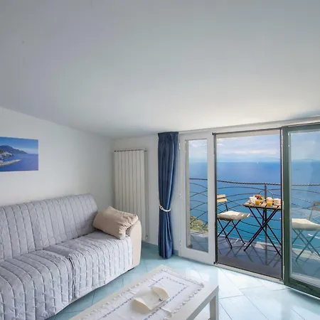 Amalfi Coast Mareblu * Furore